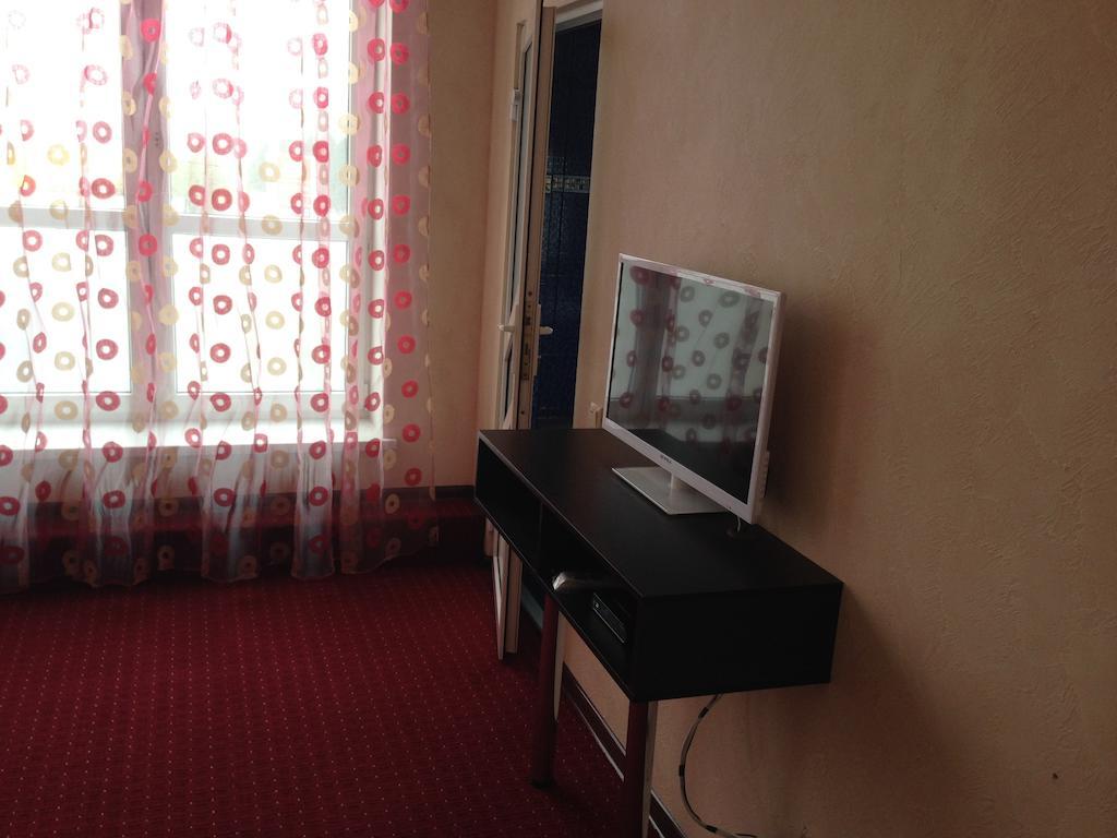 Power House Hotel Lutsk Room photo